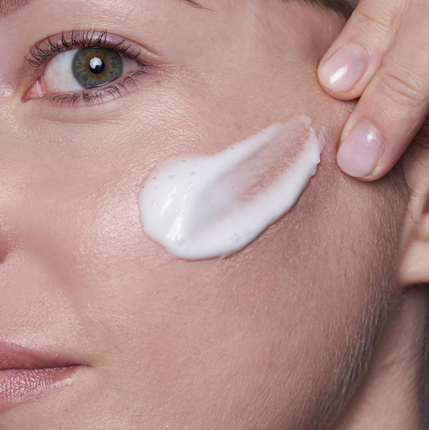 Uriage Dépiderm Creme Espuma de Limpeza Iluminadora 100ml