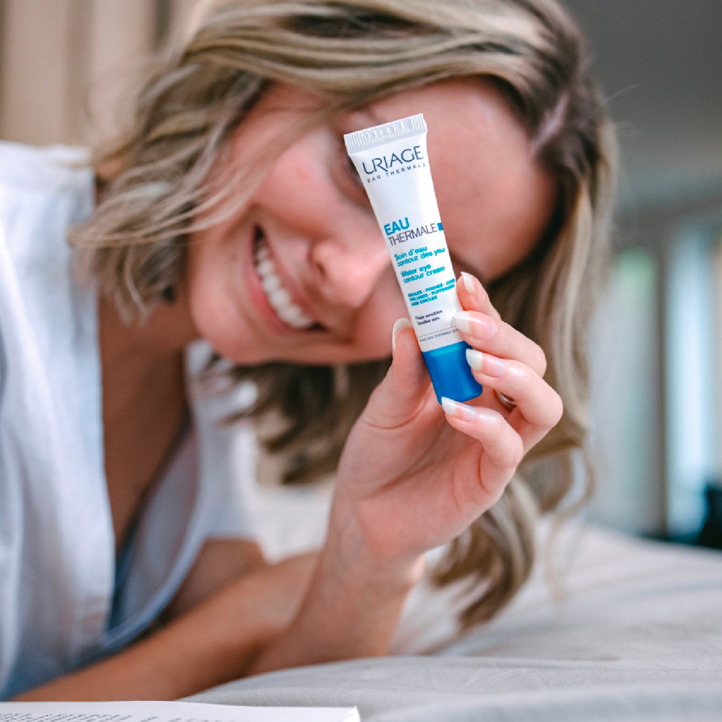 Crema de agua para el contorno de ojos Uriage Eau Thermale 15 ml