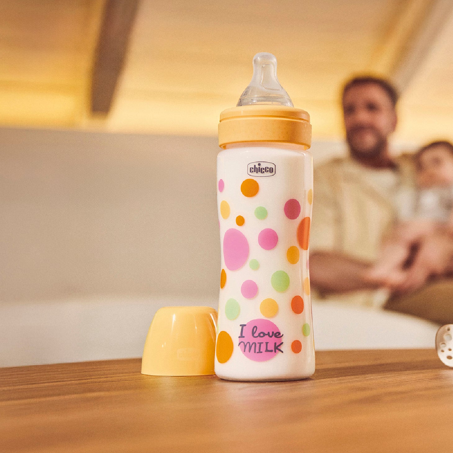Chicco Perfect Easy Biberão Amarelo "I love milk" 330ml +4 Meses
