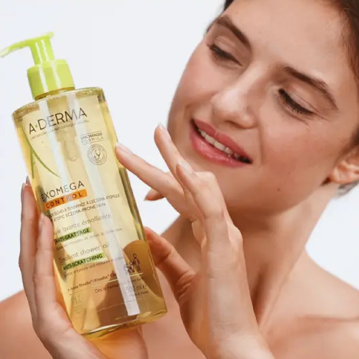 Crema emoliente A-Derma Exomega Control 400 ml + Aceite de ducha 200 ml