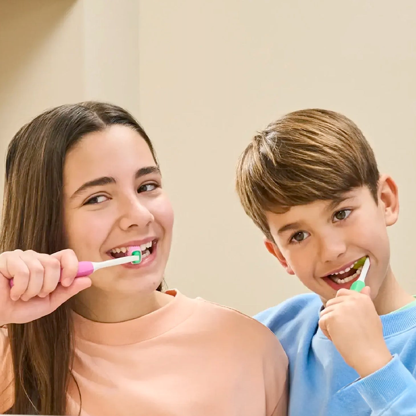 Isdin Balene by Bexident Junior Escova de Dentes +6 Anos Verde