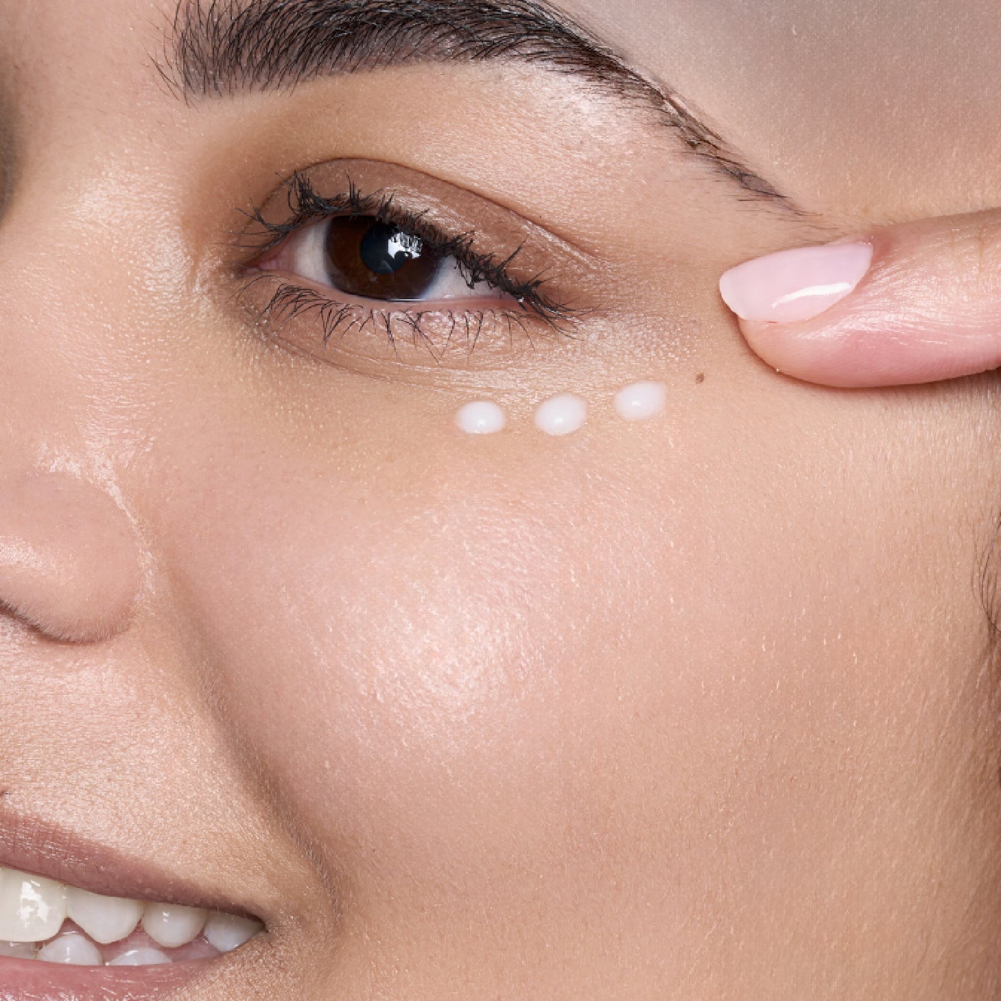 Uriage Dépiderm Contorno de Olhos Corretor 15ml